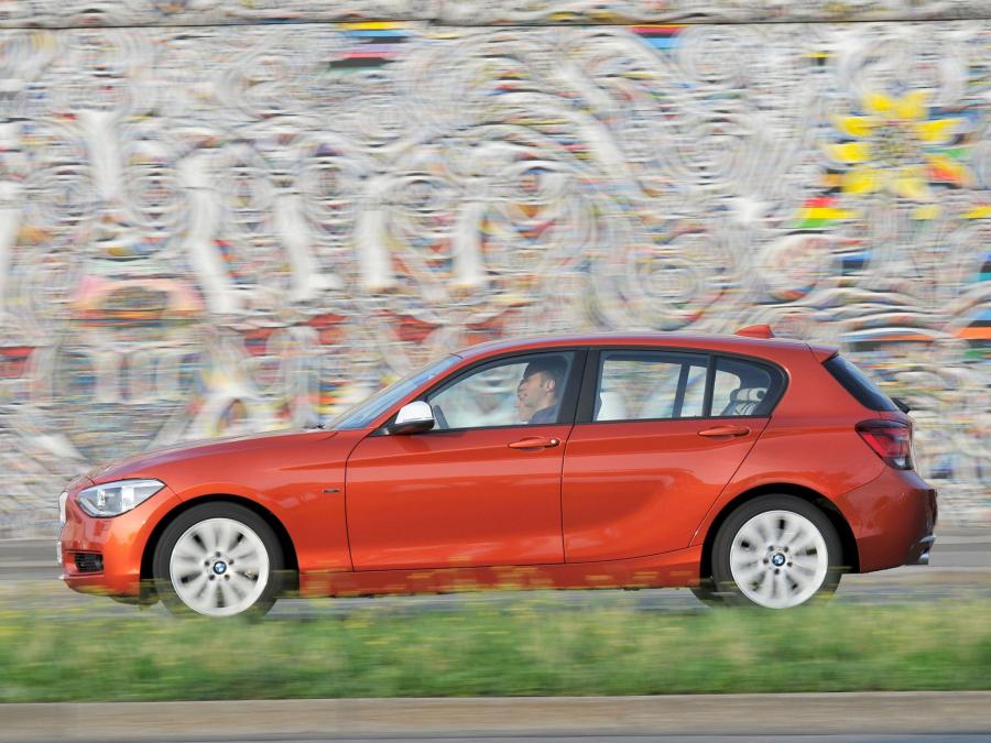  BMW 120d 5-Door Urban Line 2011 года  (фото 12 из 30)